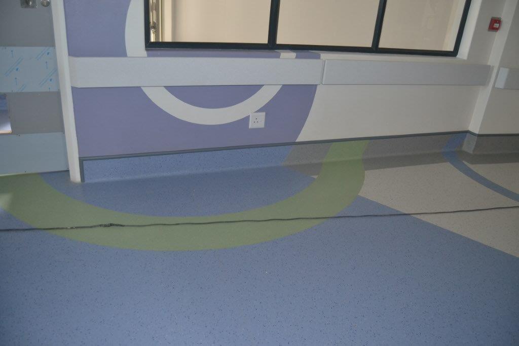 Laboratory with hygienic vinyl flooring